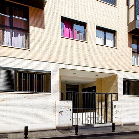 1 Habitacion Apartamento Temporada Lucero Madrid Eksteriør bilde