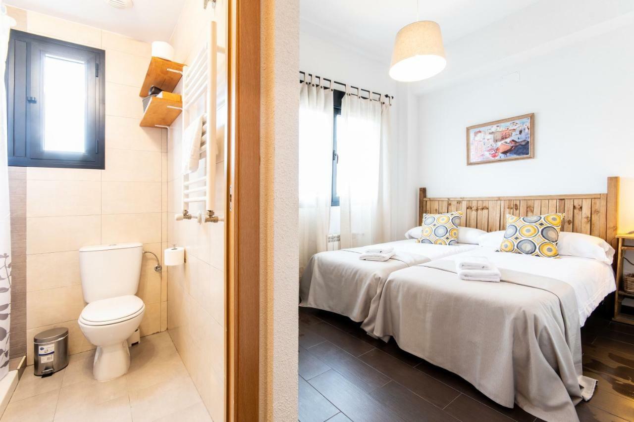 1 Habitacion Apartamento Temporada Lucero Madrid Eksteriør bilde